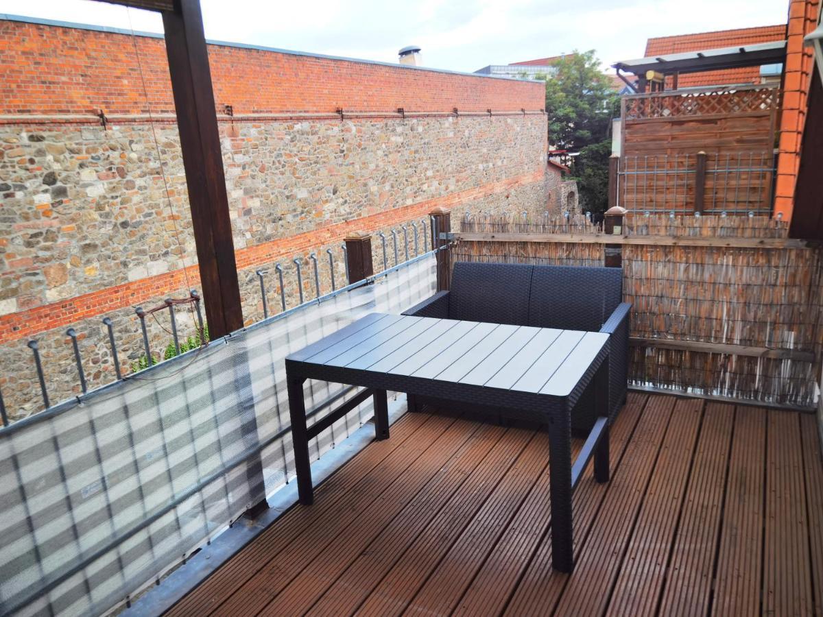 Grosses Offenes Loft Oder Kleine Gemuetliche Wohnung Mit Balkon Вольмирштедт Экстерьер фото